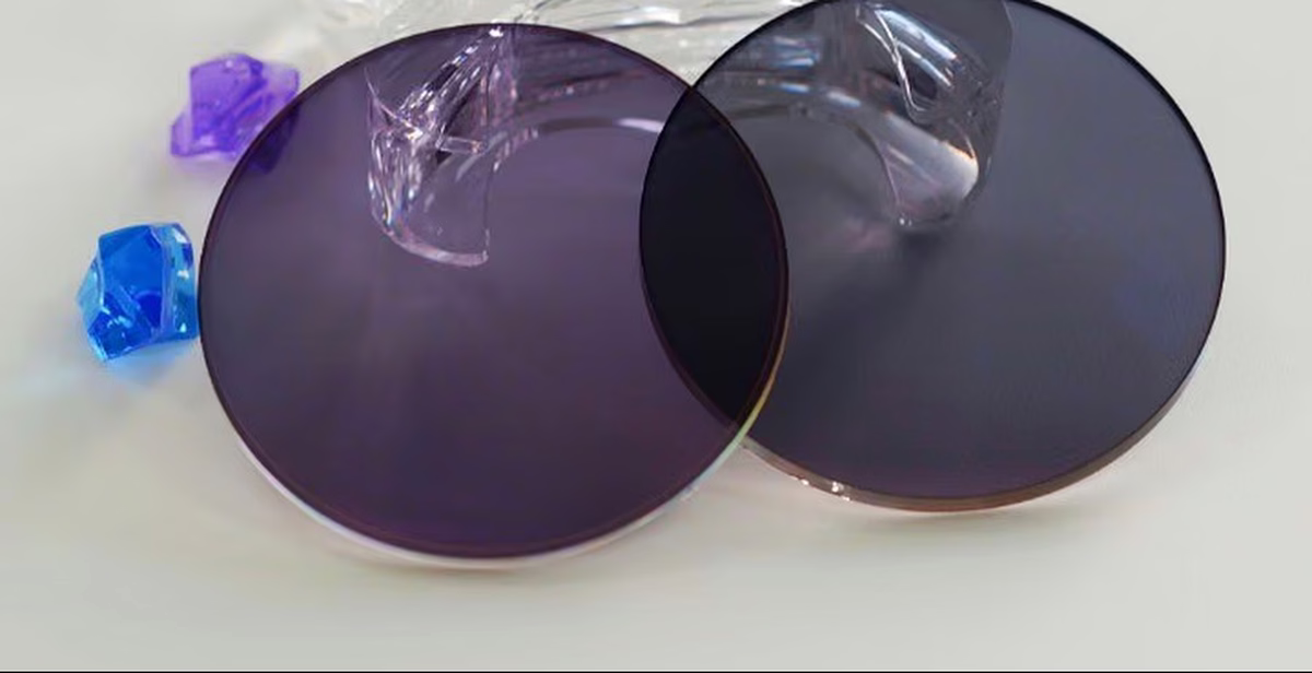 1.67 photochromic high index lenses with complete lens pair as card subject