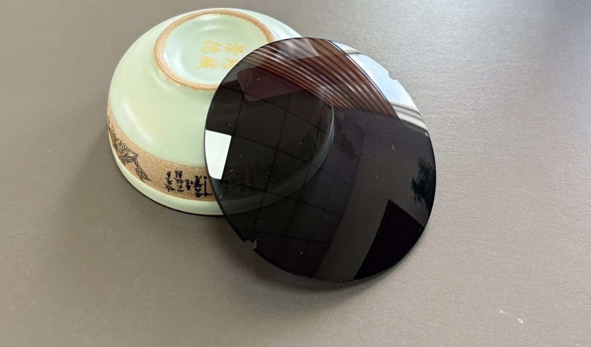 CR39 sunglass lens close-up sample for wholesale sunglass lens programs