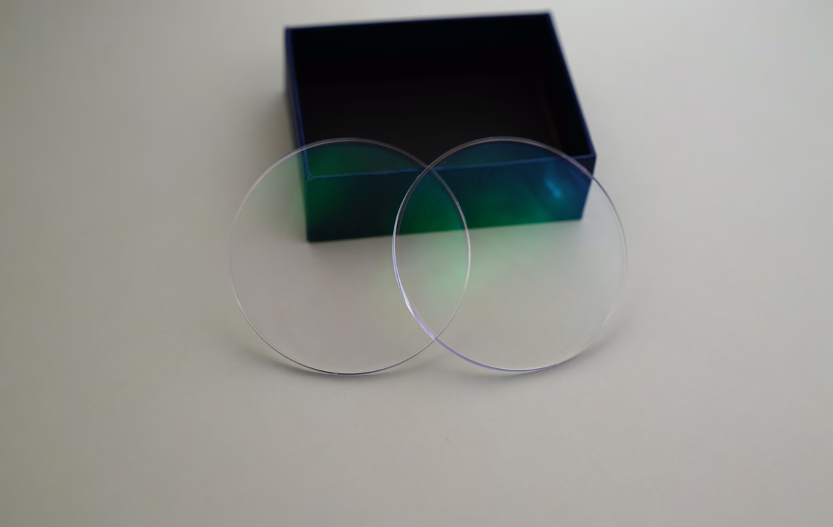 Hard coated CR39 lens pair with clear optical lens sample