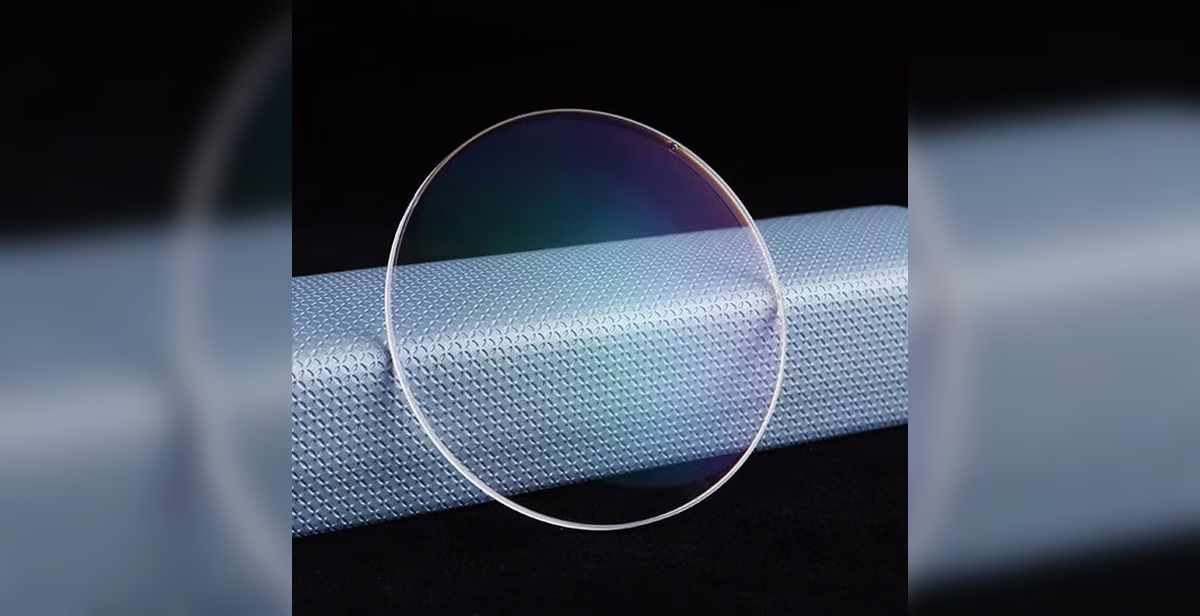 High index lens sample with blue reflection related to 1.61 High Index Lenses