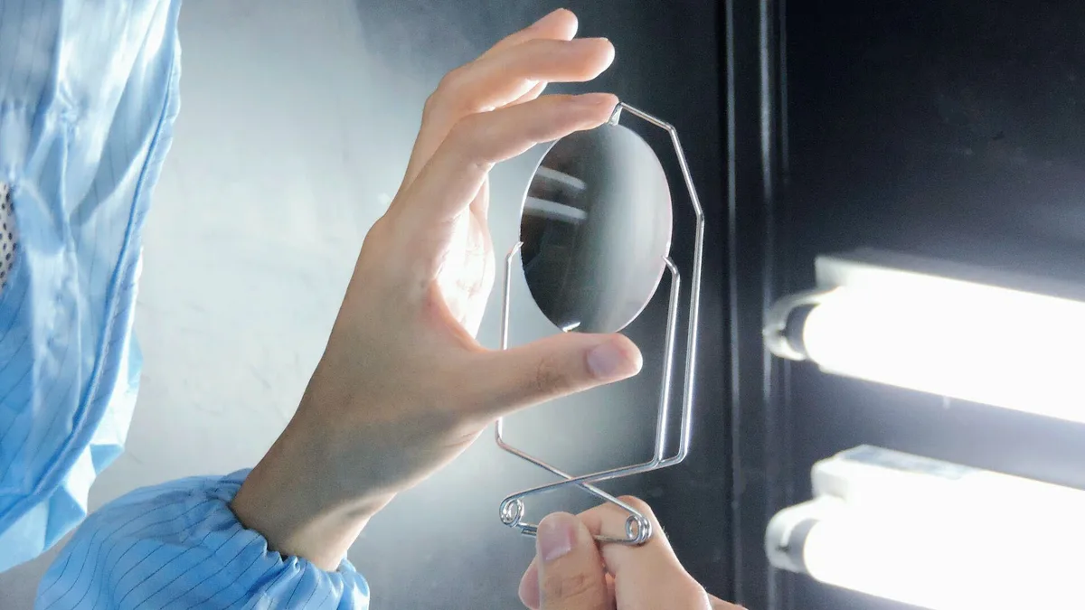 Photochromic UV Review for optical lens quality control