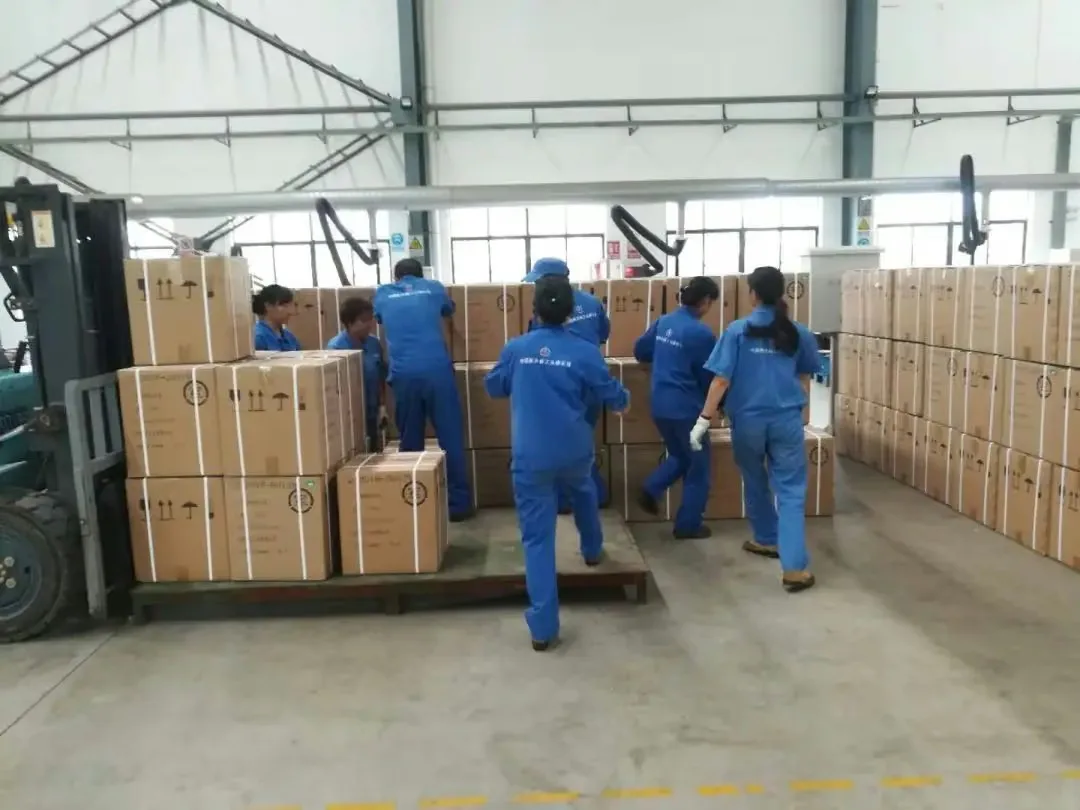 Private Label Packing for optical lens quality control